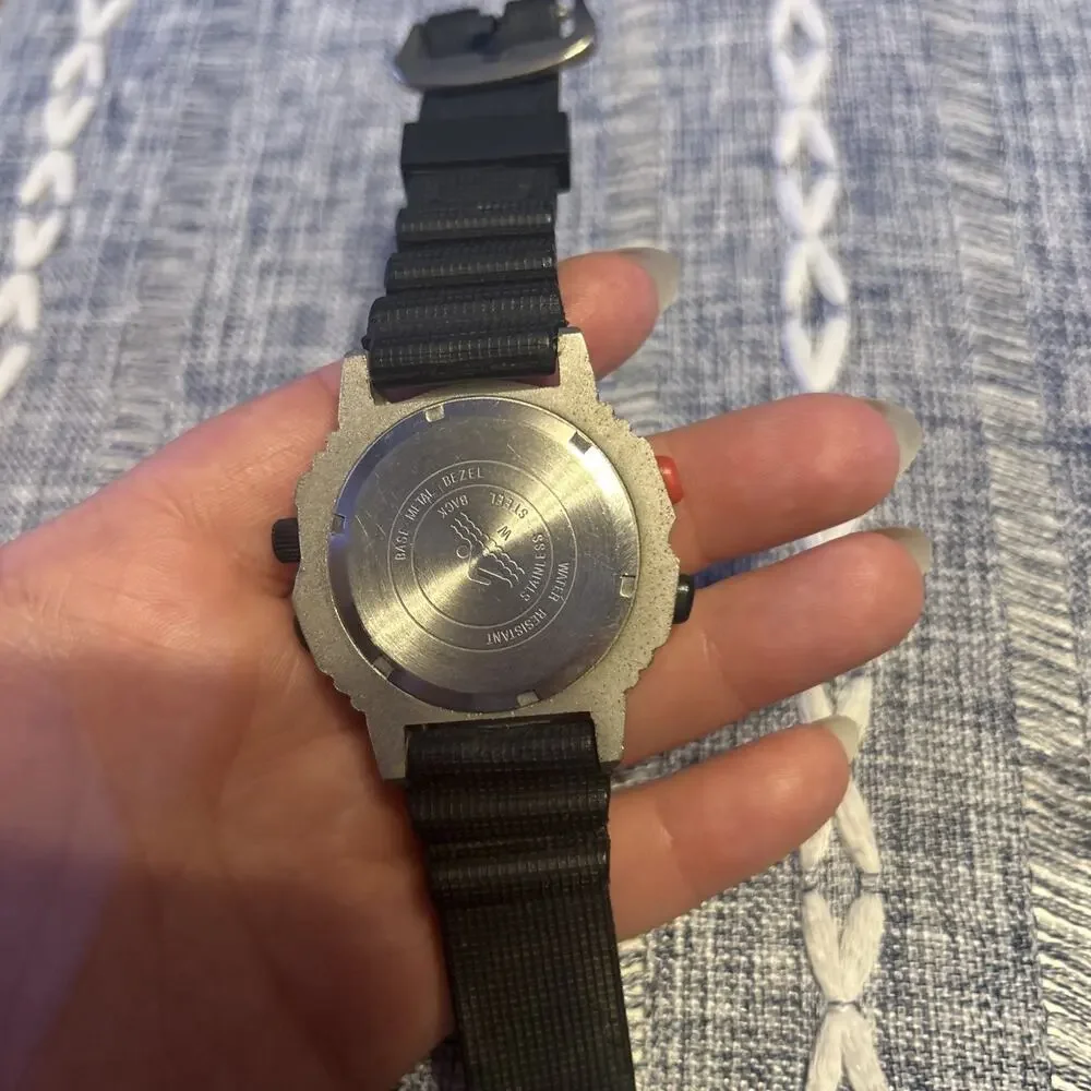 N.D.Limits Professional Water Resistant Men’s Diving Watch